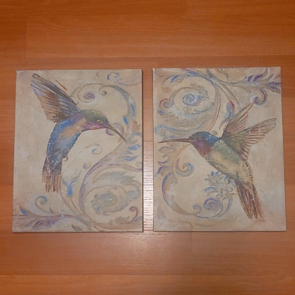 Hummingbird canvas art